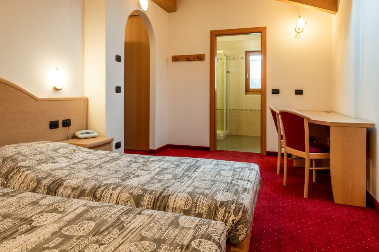 Hotel Europa 포자 디 파사 외부 사진